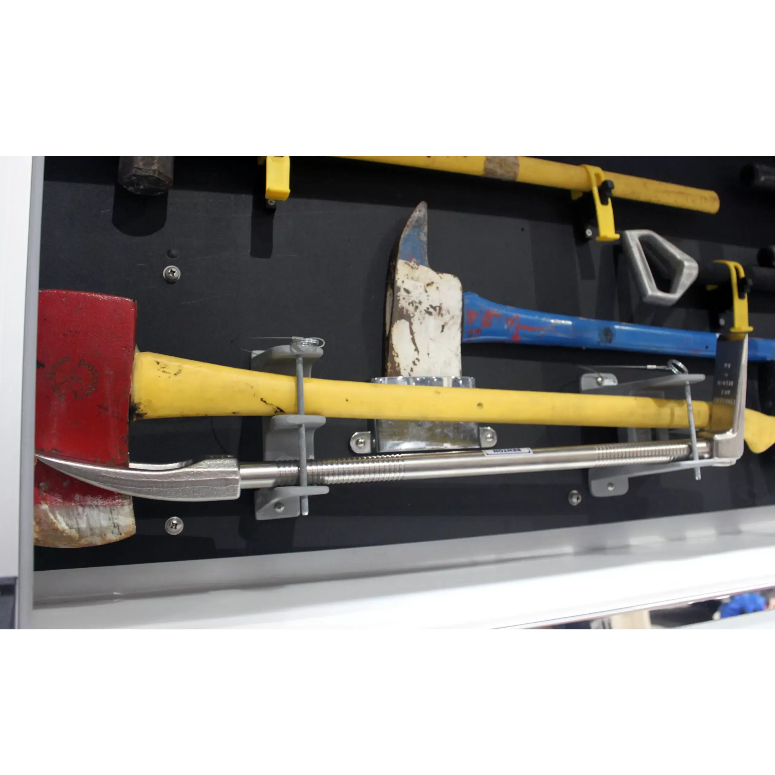 Ziamatic™ QUIC-BAR/Axe Mounting Bracket Less Stop - Image 4